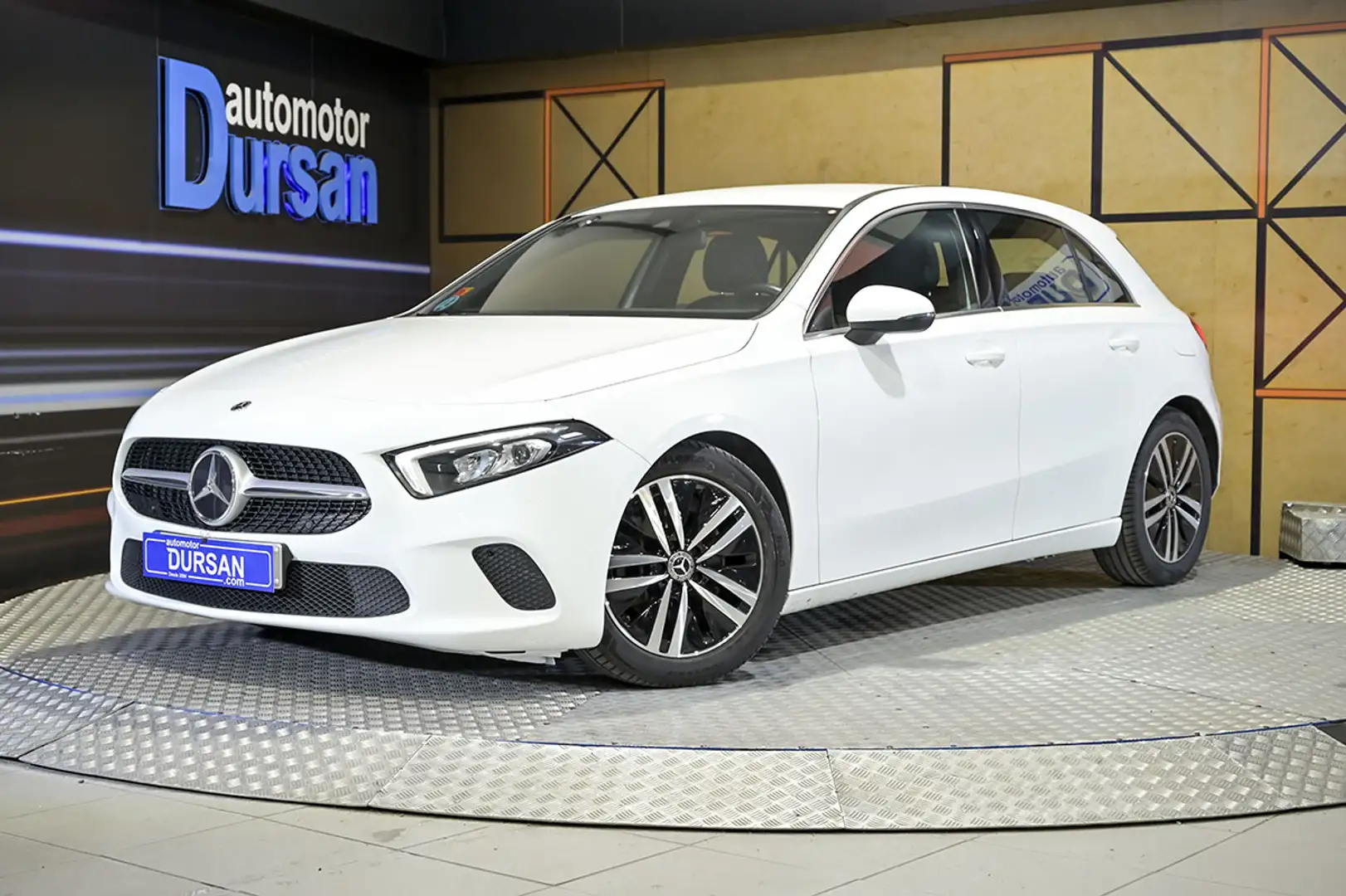Mercedes-Benz A 180 180d 8G-DCT - 1