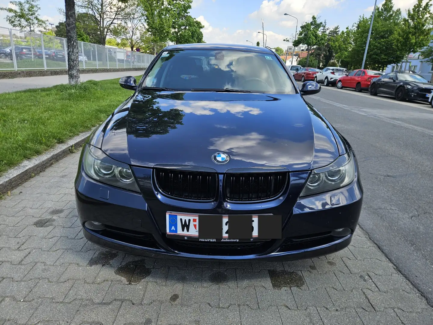 BMW 318 318d - 2