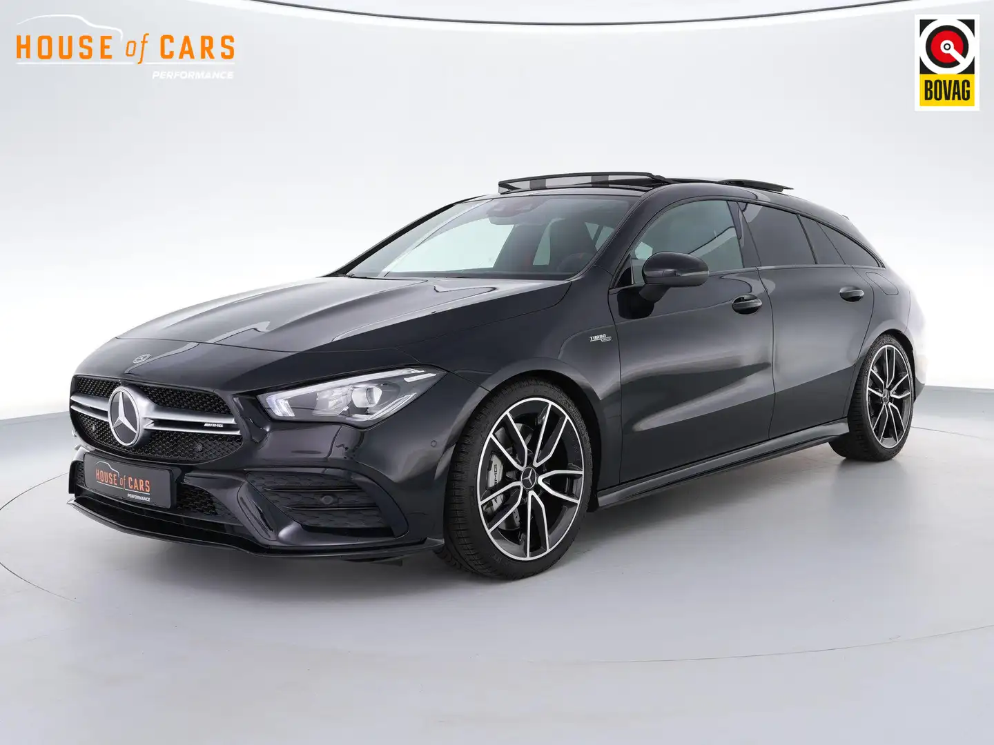 Mercedes-Benz CLA 35 AMG 306pk 4MATIC Premium Plus |panoramadak|Burmester|H Zwart - 1