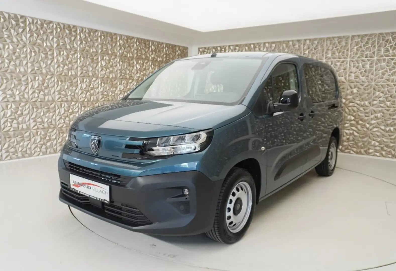 Peugeot Partner DoKa BHDI 100 S&S Blau - 2