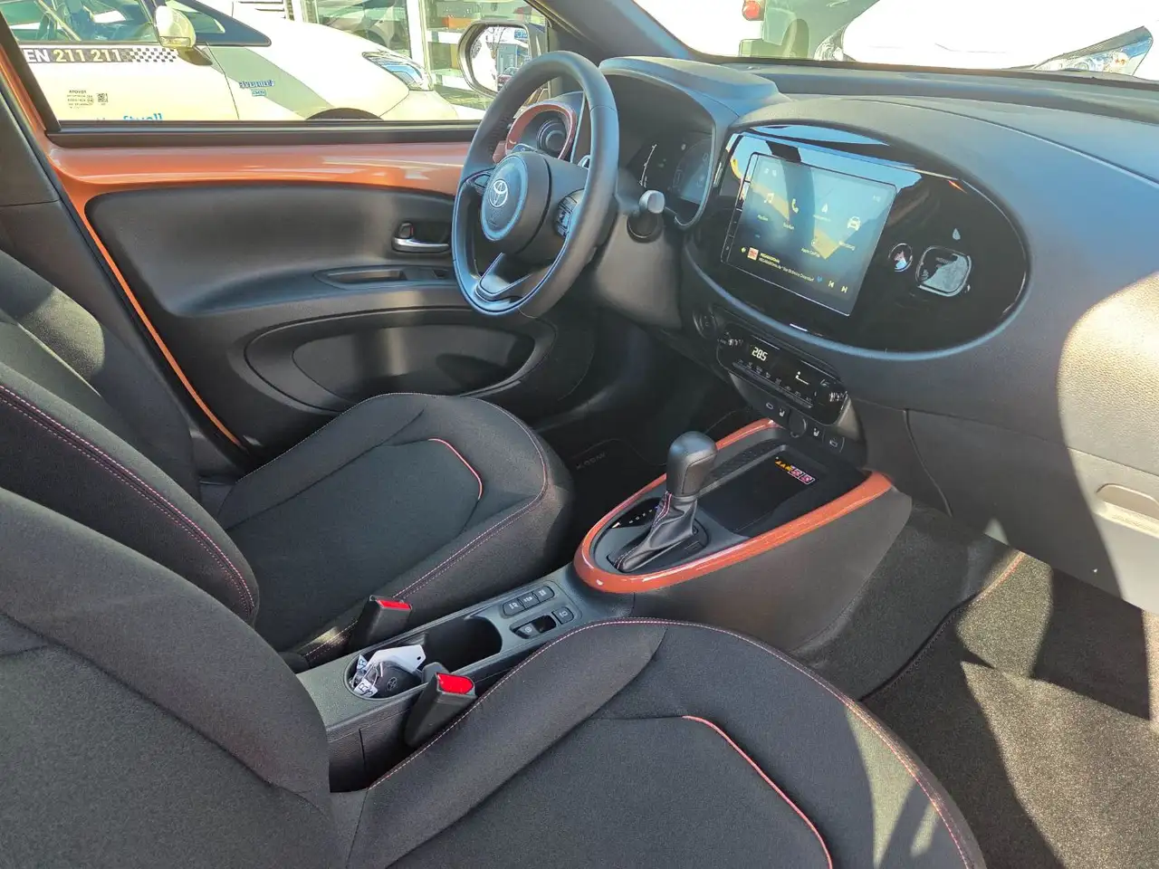 Toyota Aygo X 1.5 HEV TEAMPLAYER CVT 10