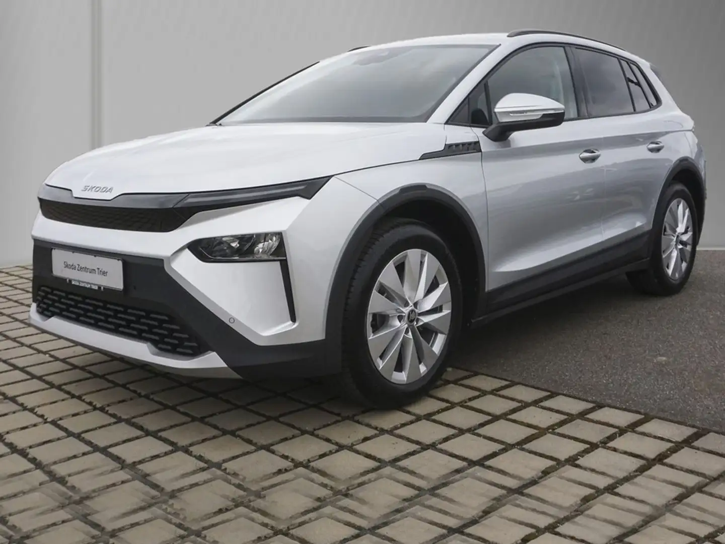 Skoda Elroq 50 Tour Loft Ezüst - 2