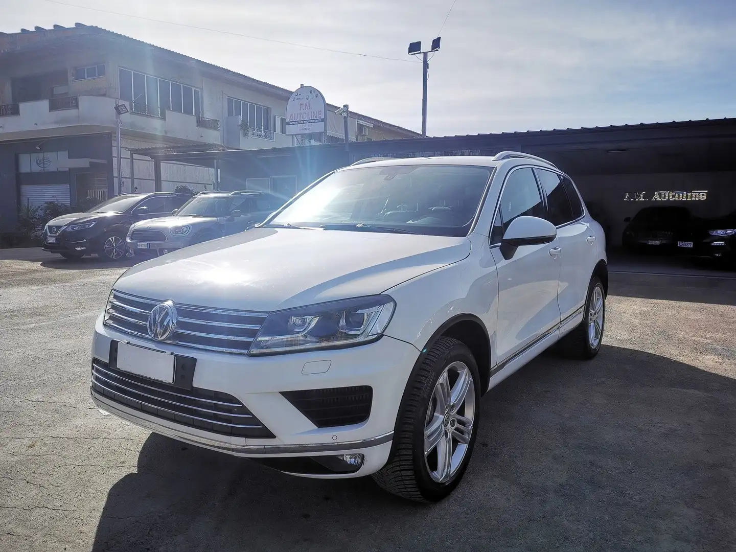 Volkswagen Touareg Touareg II 3.0 V6 tdi Executive 204cv tiptronic Blanc - 1