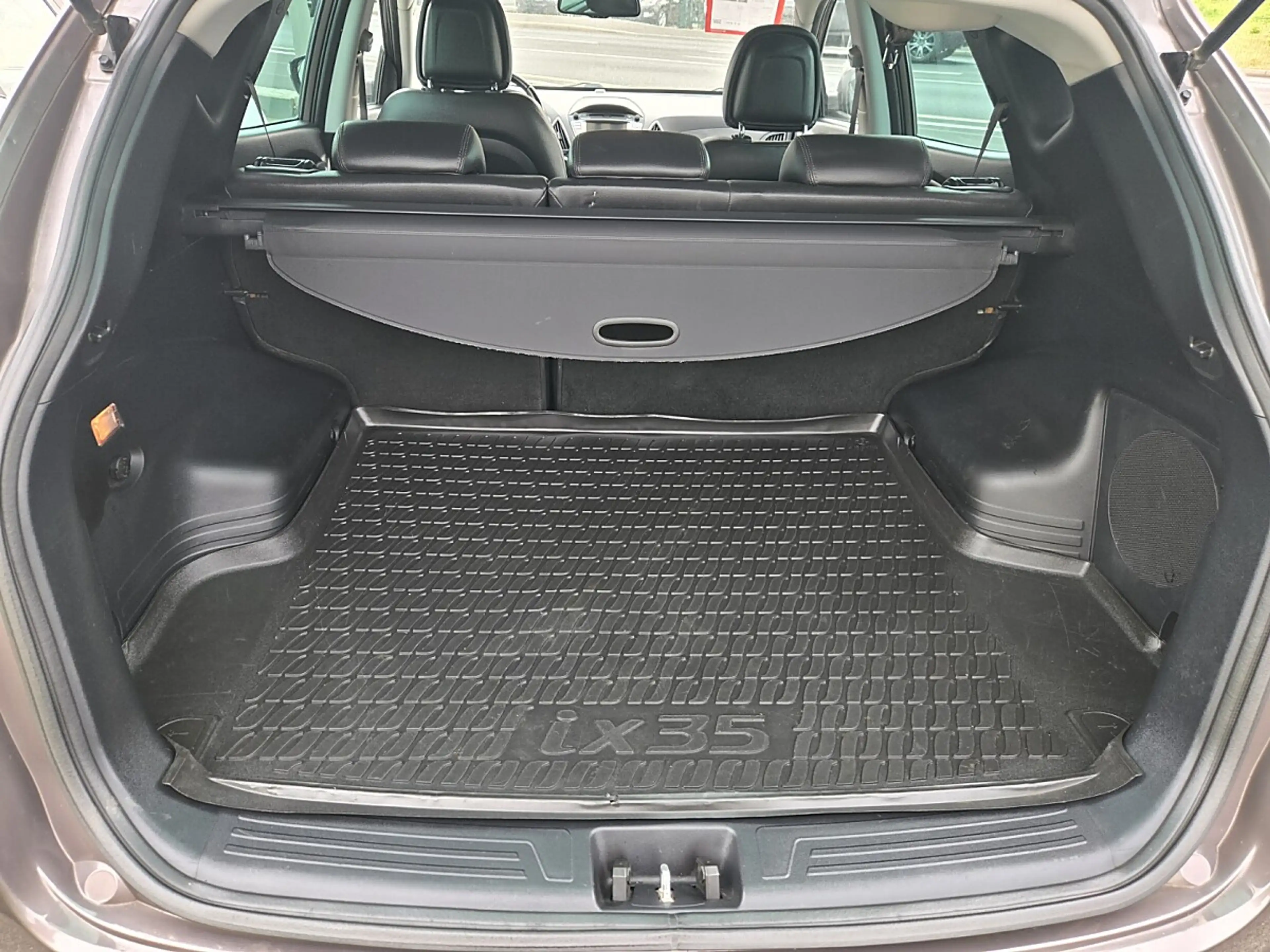 Hyundai iX35 2,0 CRDi UpGrade 4WD — photo 12