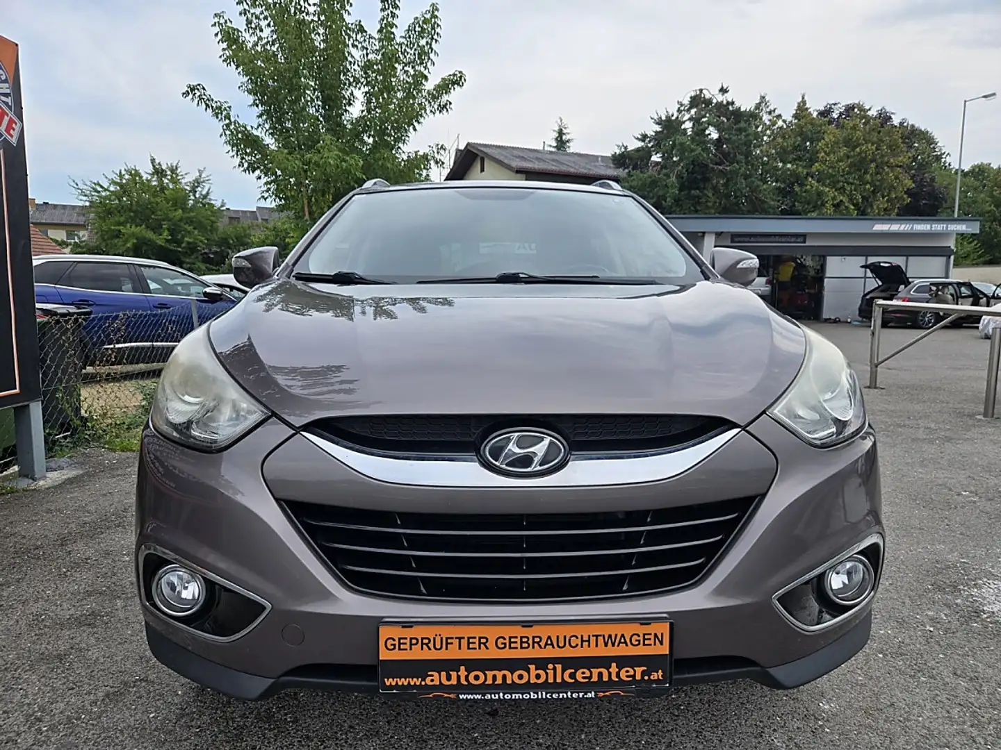 Hyundai iX35 2,0 CRDi UpGrade 4WD Braun - 2