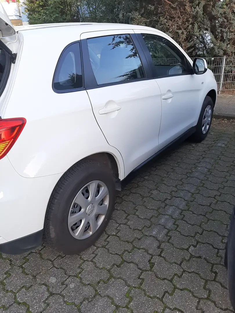 Mitsubishi ASX ASX 1.6 ClearTec 2WD Basis Weiß - 2