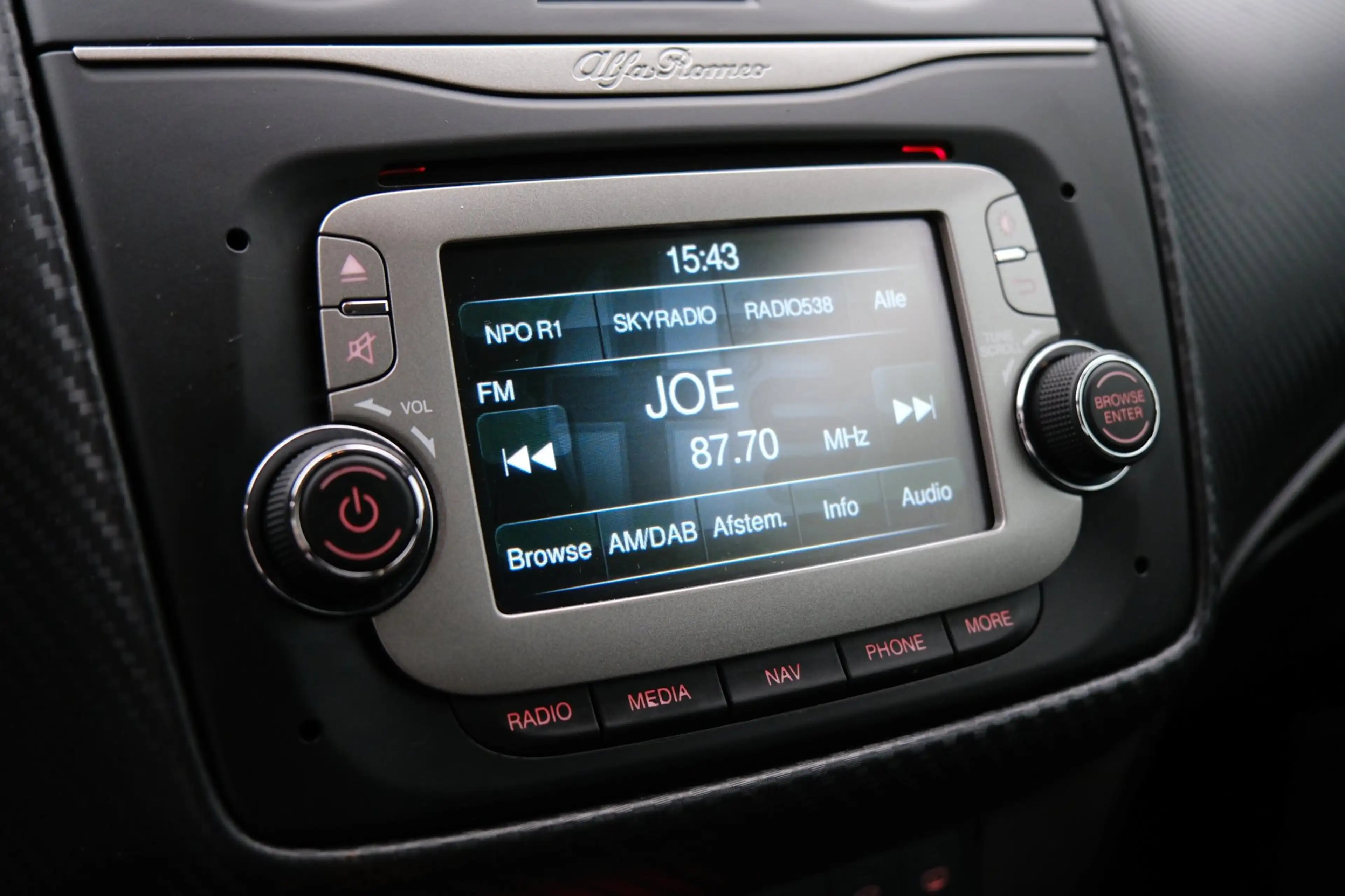 Alfa Romeo MiTo 0.9 TwinAir Junior Navi|Clima|Leer|Cruise — photo 14