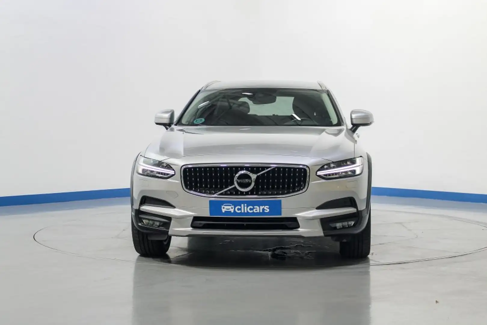 Volvo V90 Cross Country D4 AWD Aut. Silber - 2