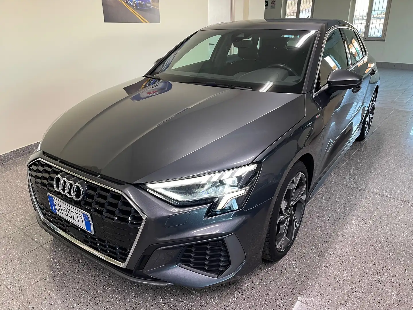 Audi A3 SPB 30 TDI S tronic S line con "PROMO PLUS" Grigio - 2