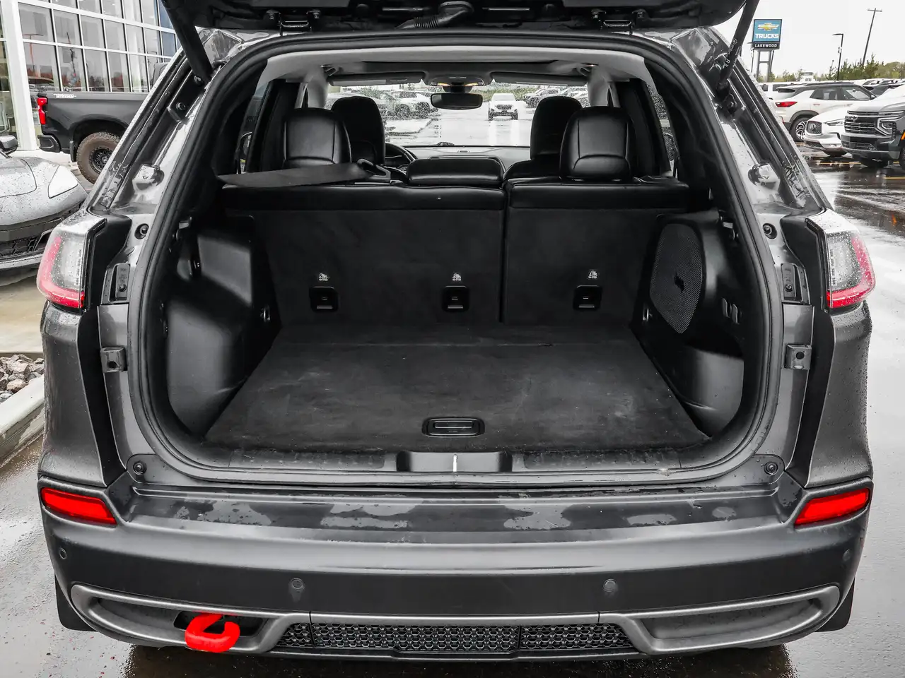 Jeep Cherokee снимка Jeep Cherokee