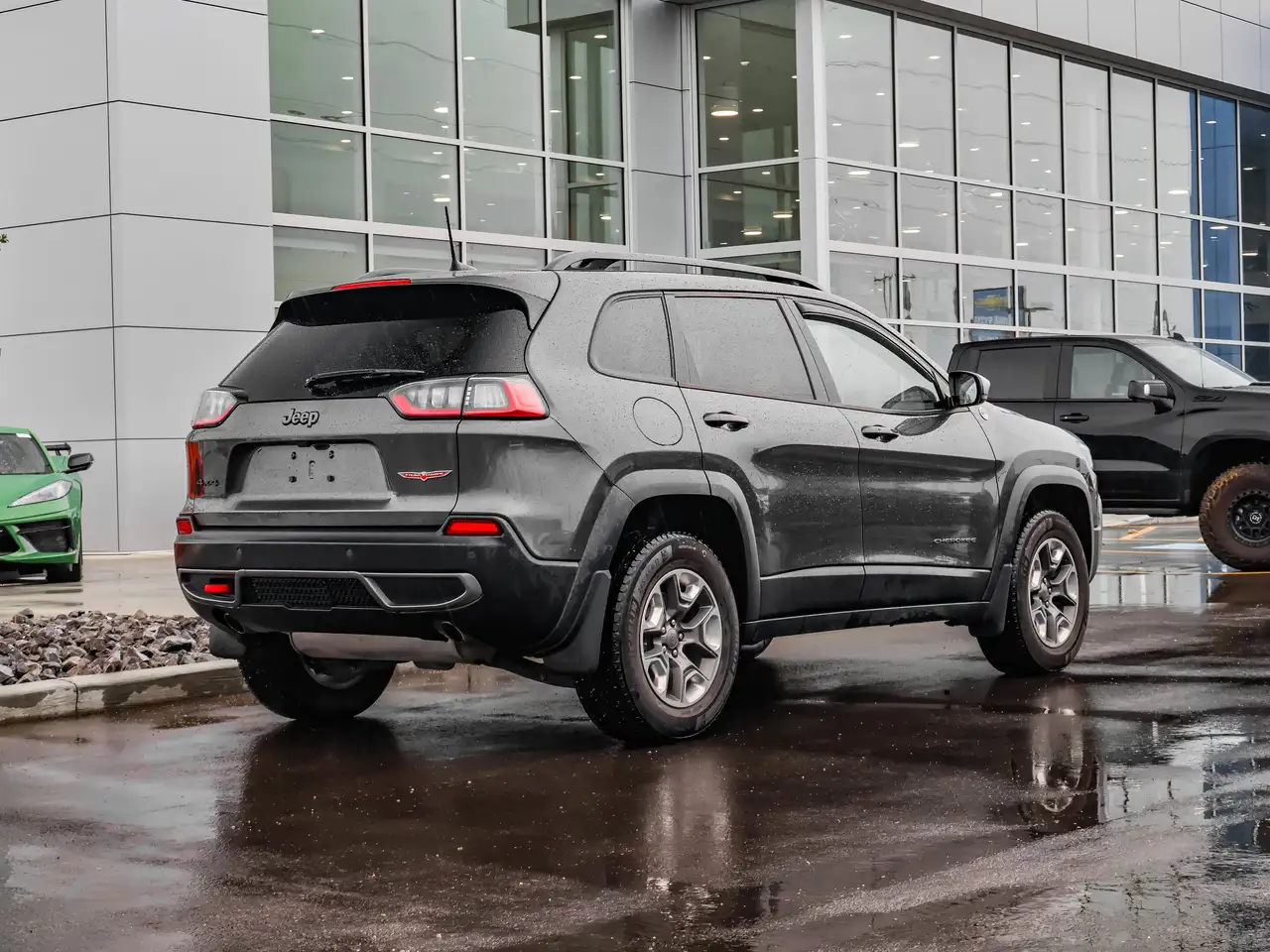 Jeep Cherokee снимка Jeep Cherokee