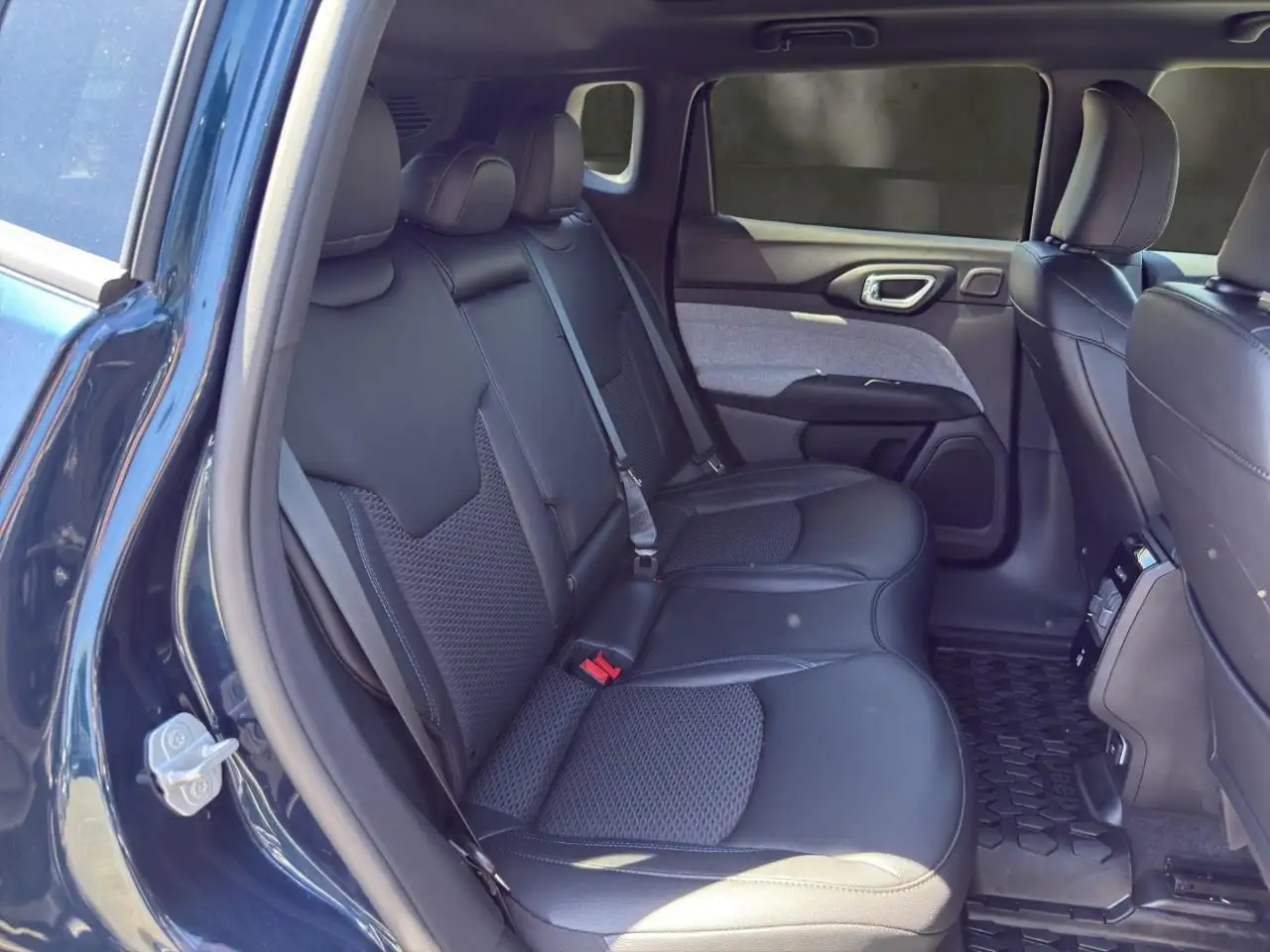 Jeep Compass снимка Jeep Compass