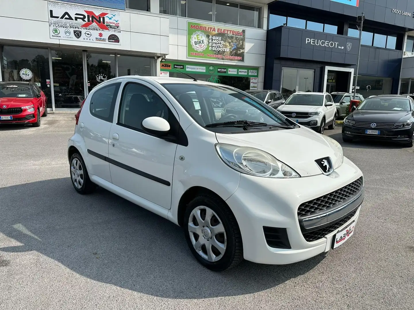 Peugeot 107 107 1.0 12v Active (plaisir) 5p FL Bianco - 1