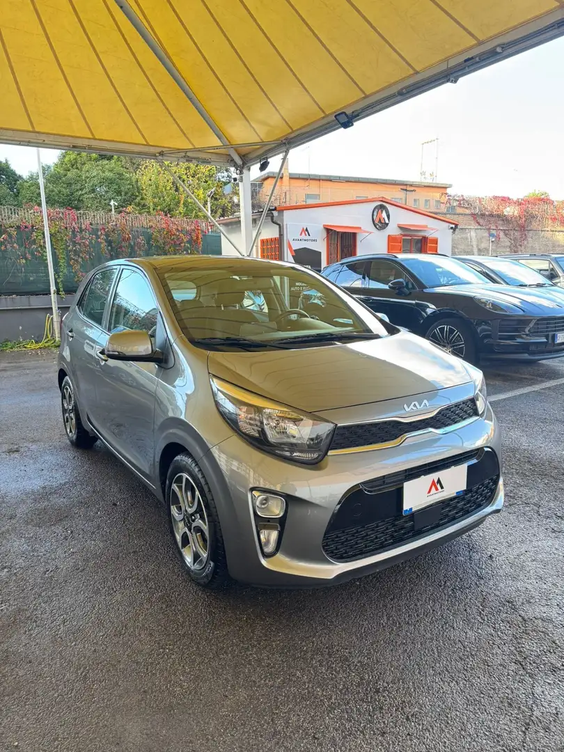 Kia Picanto Picanto 1.0 12V 5 porte AMT Style Grigio - 2