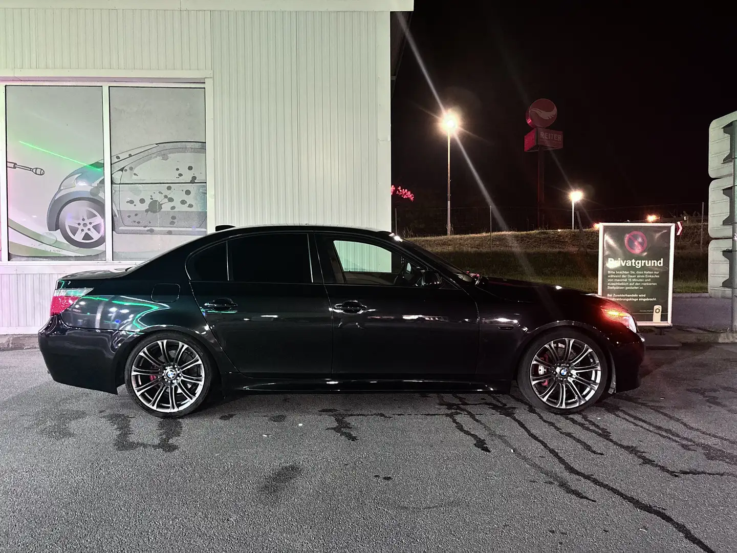 BMW 530 530i Österreich-Paket Schwarz - 1