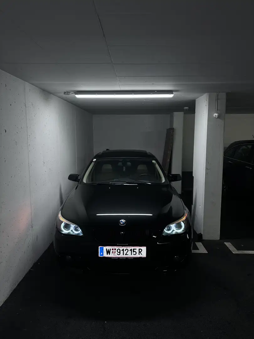 BMW 530 530i Österreich-Paket Schwarz - 2