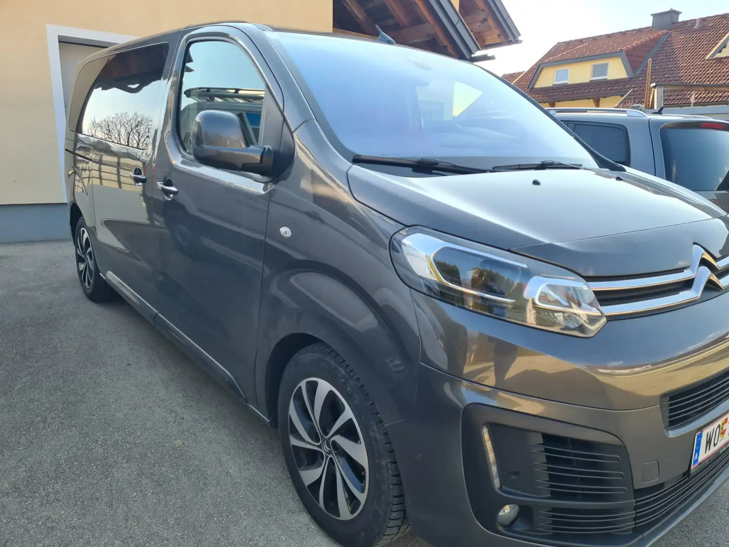 Citroen Spacetourer Spacetourer BlueHDI 180 S Grau - 1