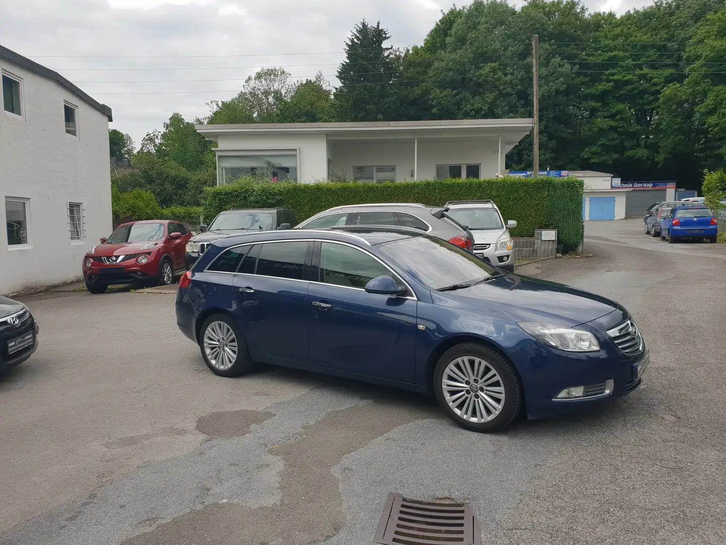 Opel Insignia 1.6 Turbo Sports Tourer Sport LEDER NAVI BI-XENON Blau - 2