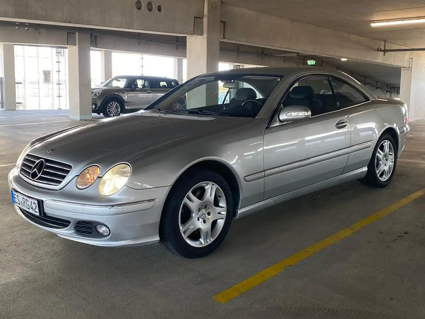 Mercedes-Benz CL 500 CL-Klasse Coupe 7G-TRONIC Silber - 2