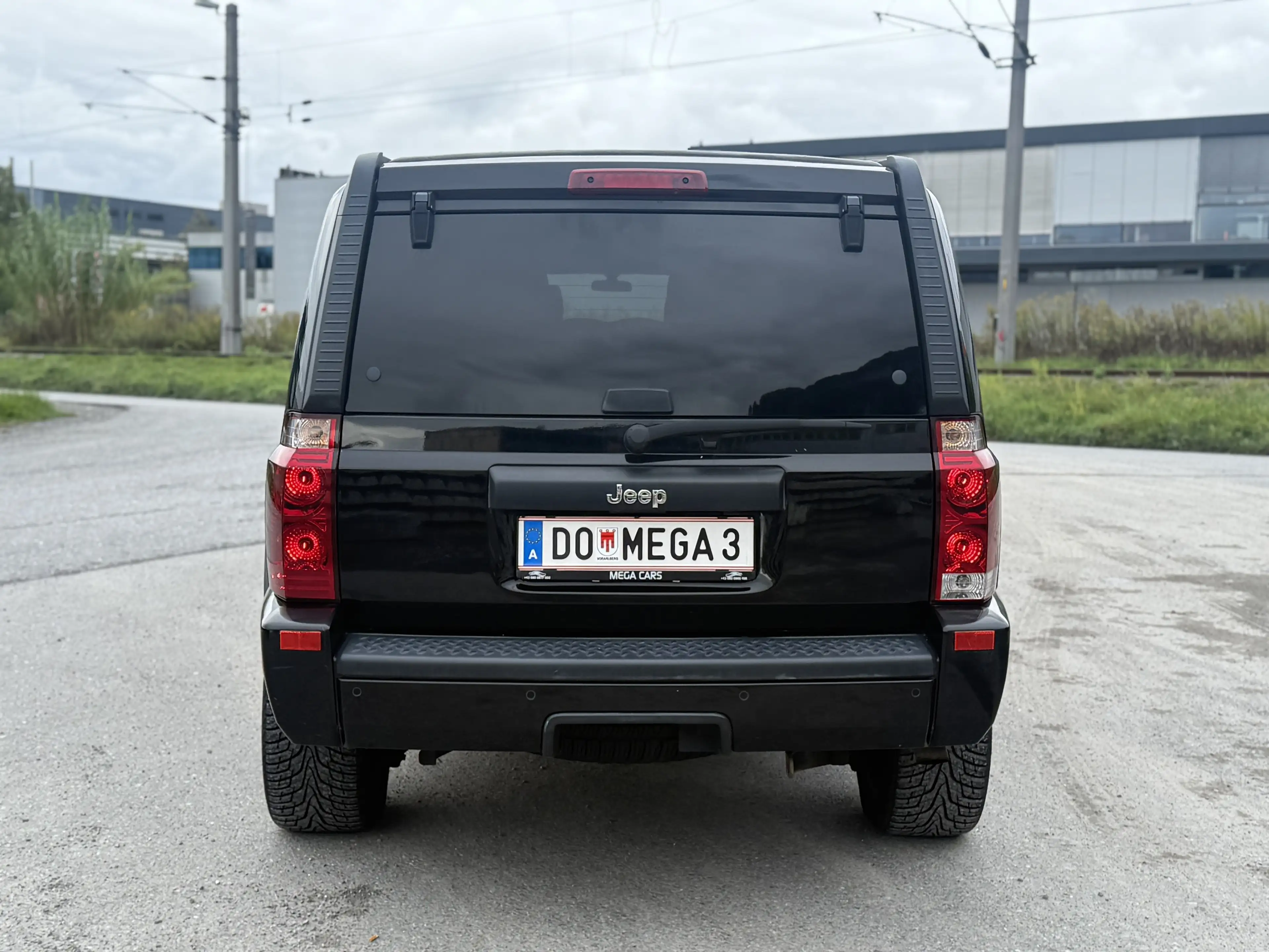 Chrysler Jeep Commander 4,7 V8 Stretchlimousine — photo 8