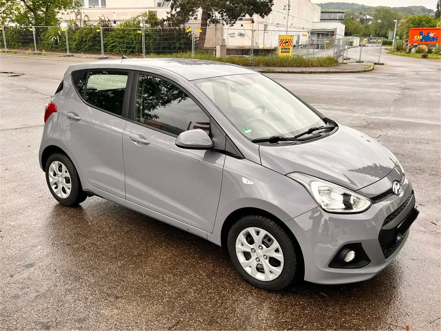Hyundai i10 i10 1.0 Grau - 2
