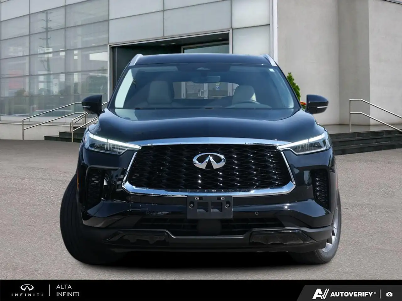 Infiniti QX60 снимка Infiniti QX60