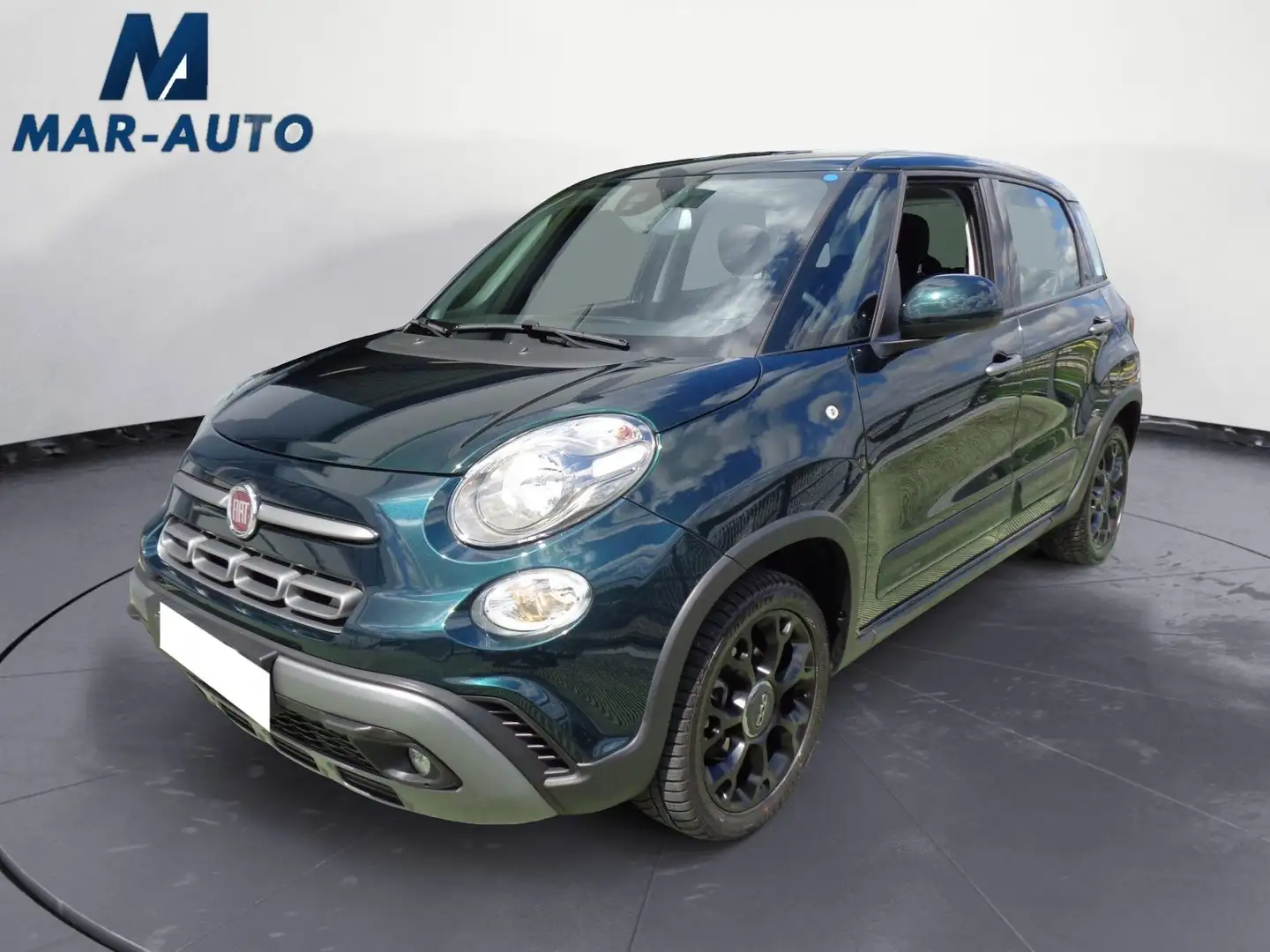 Fiat 500L 1.3 Multijet 95 CV Dualogic Cross Grün - 1