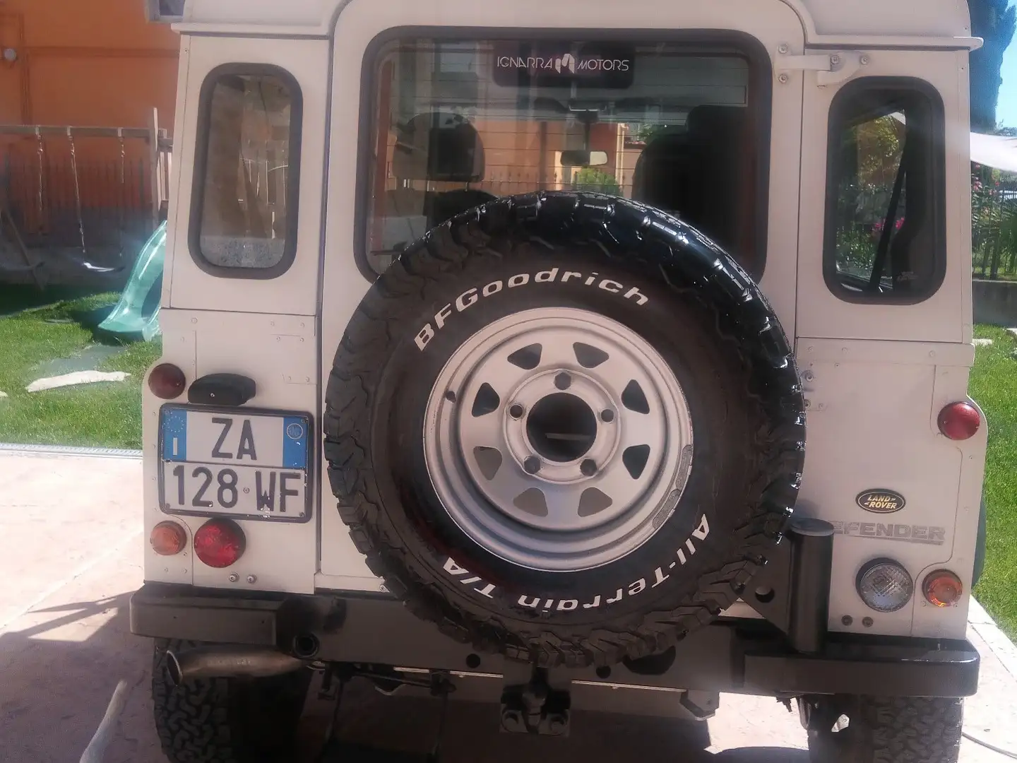 Land Rover Defender 90 2.4 td S SW Bianco - 2