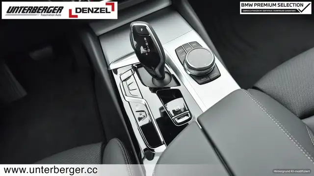 BMW 5 Series view 9