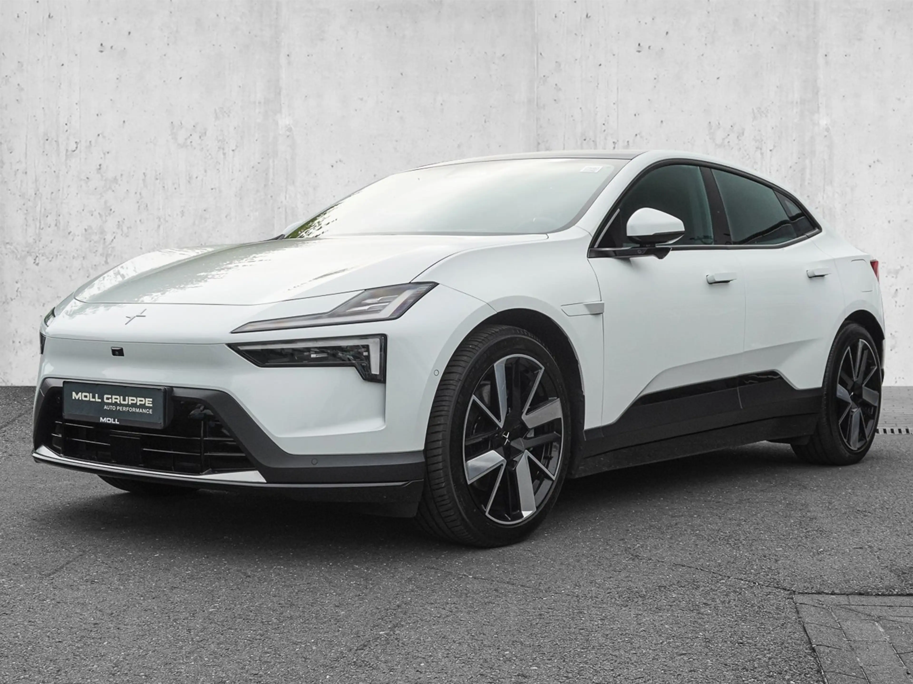 Polestar 4 100 kWh Long Range Dual