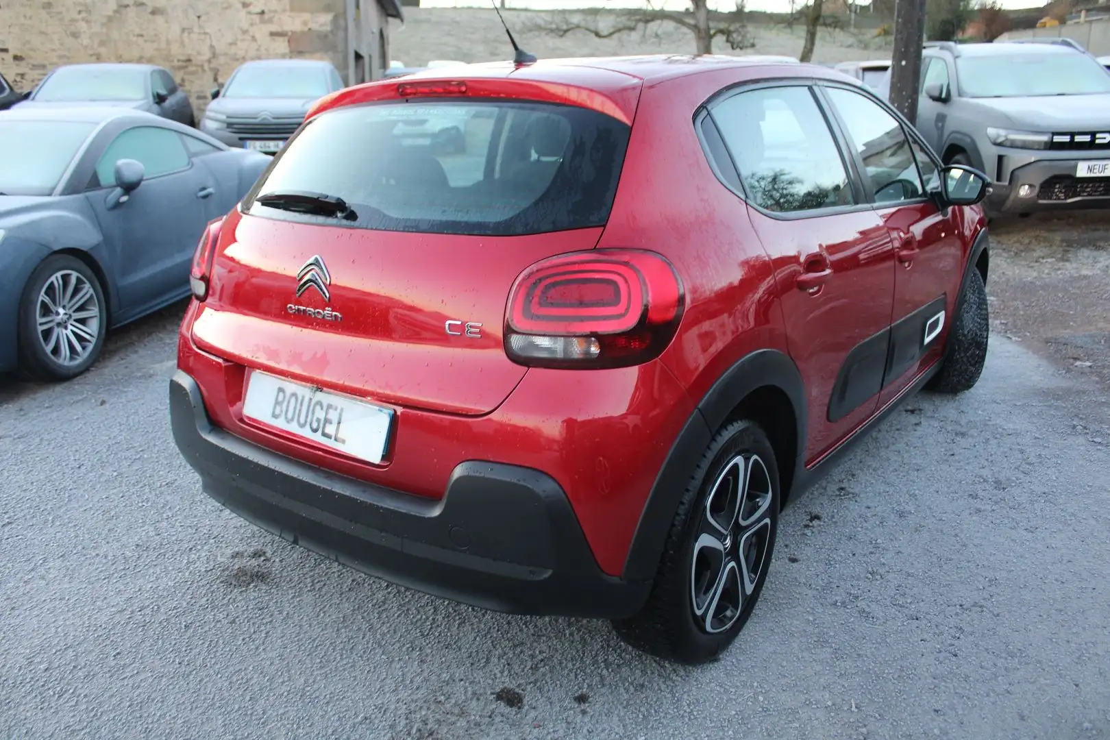 Citroen C3 FEEL PACK 100 1L5 BLUEHDI BOITE 6V GPS USB RADARS  Rouge - 2