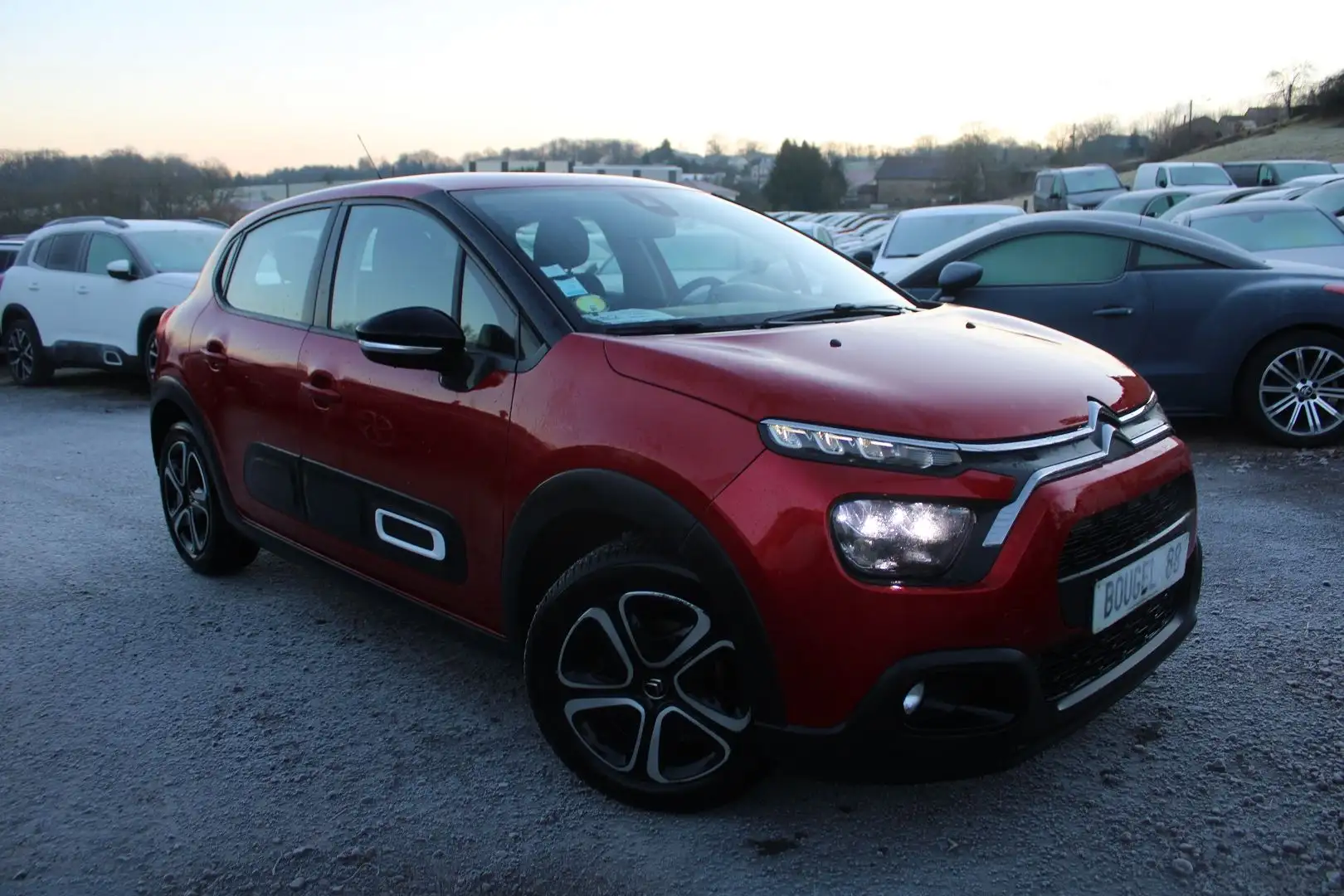 Citroen C3 FEEL PACK 100 1L5 BLUEHDI BOITE 6V GPS USB RADARS  Rouge - 1