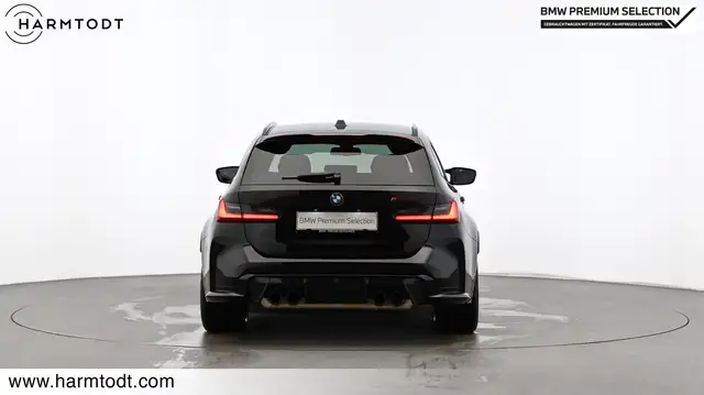 BMW M3 view 4