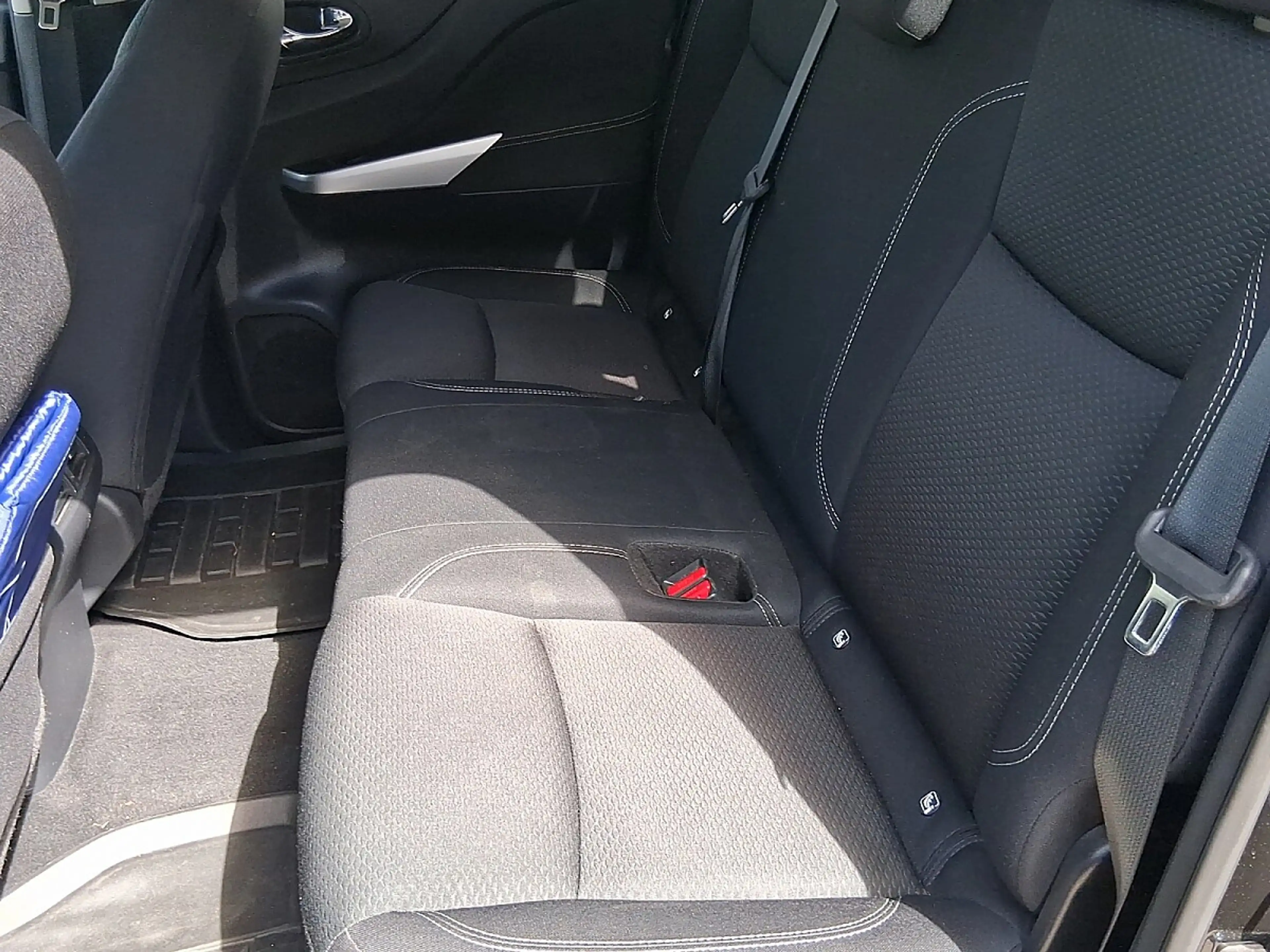 Nissan Navara — photo 10