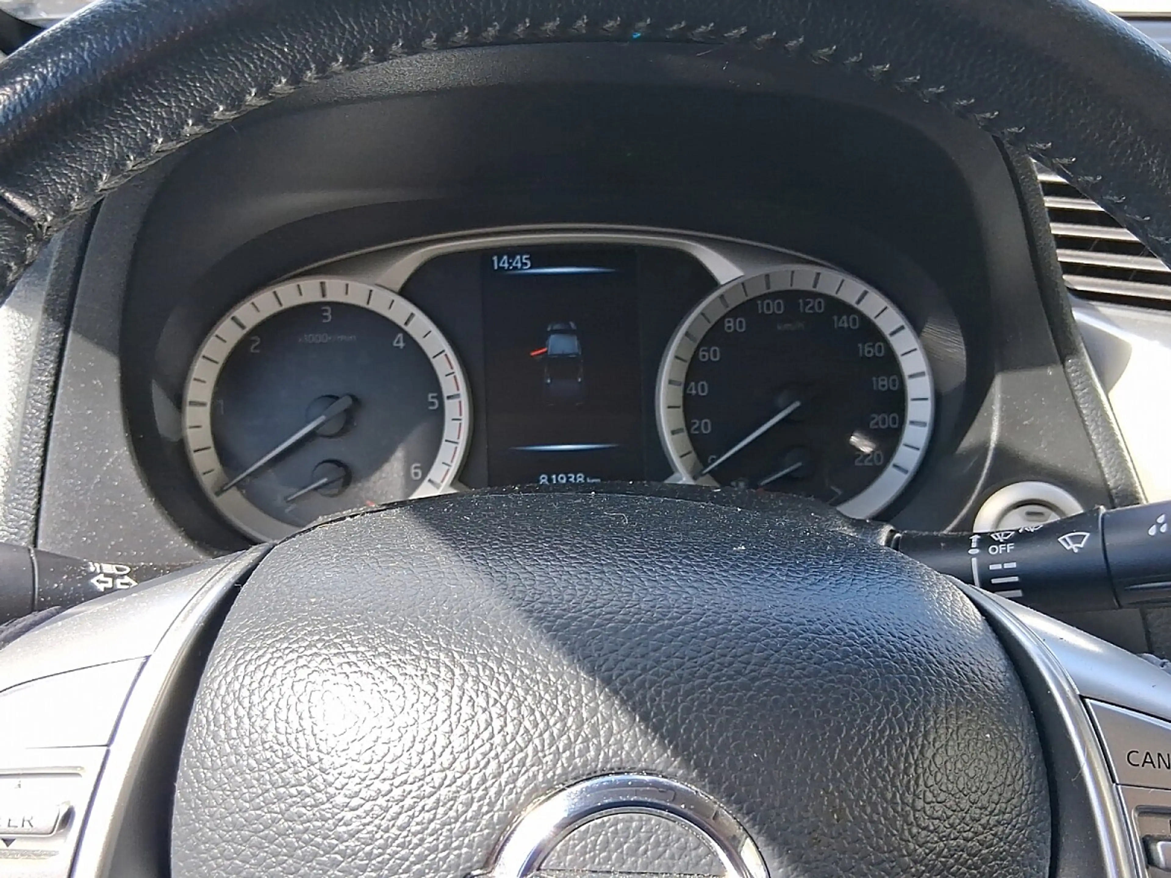 Nissan Navara — photo 11