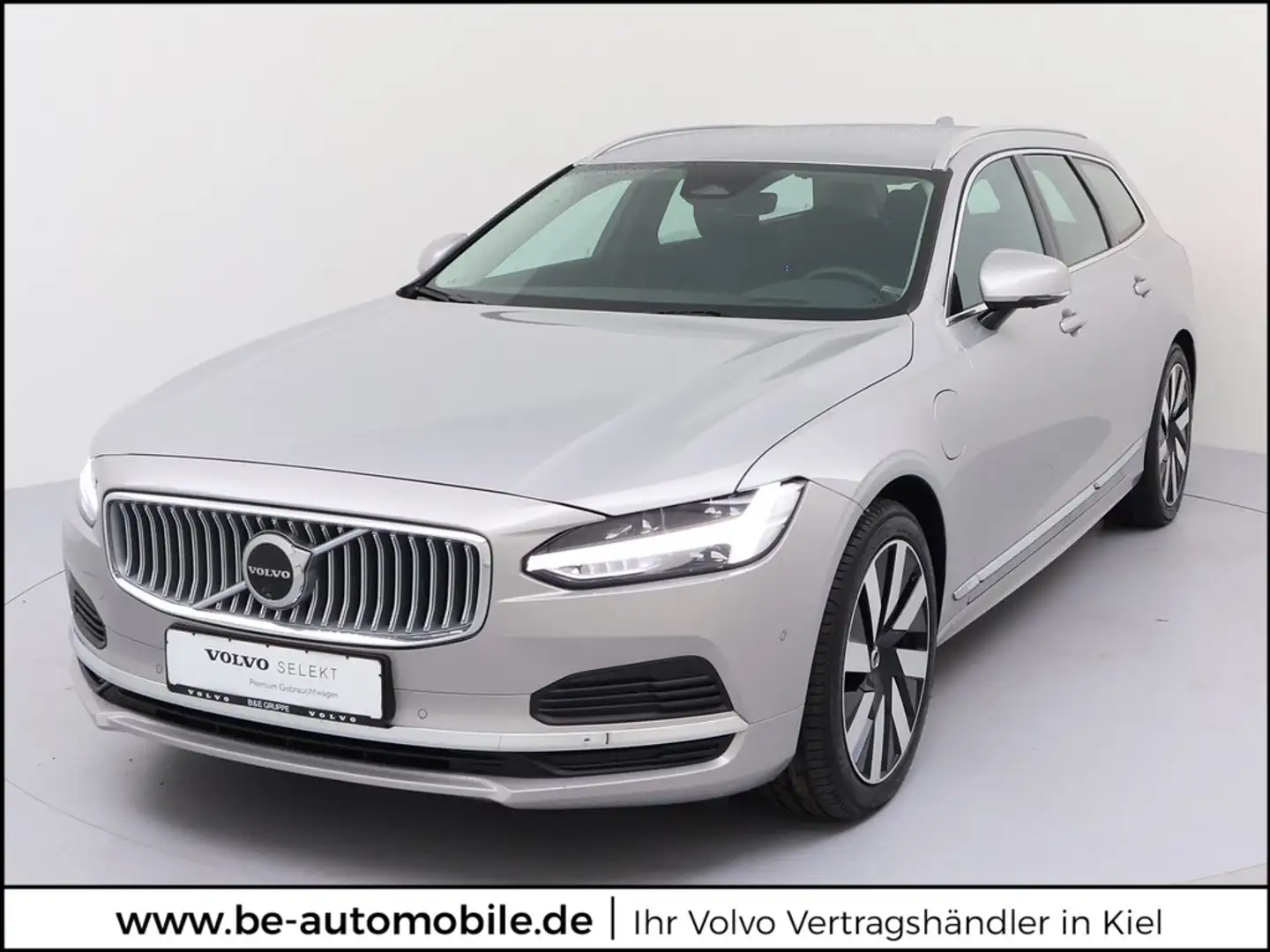 Volvo V90 Kombi T6 Plus Bright Recharge Plug-In Hybrid AWD Silber - 1