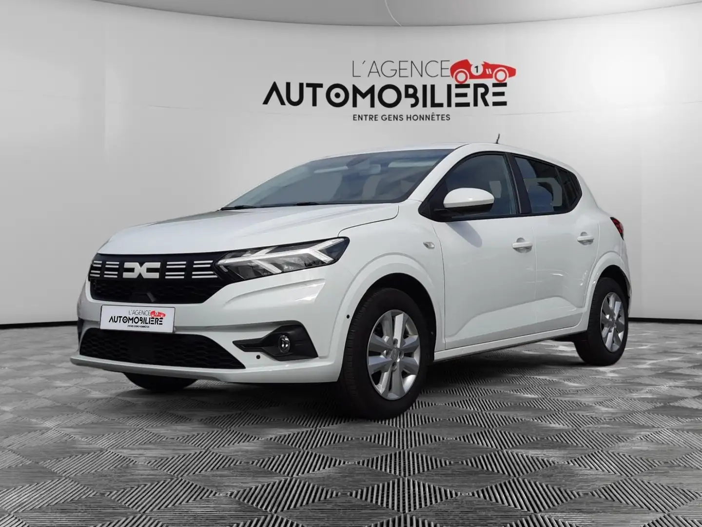 Dacia Sandero *Réservé* 1.0 TCeTCE 91Ch/GarantieDacia03/27 - 1
