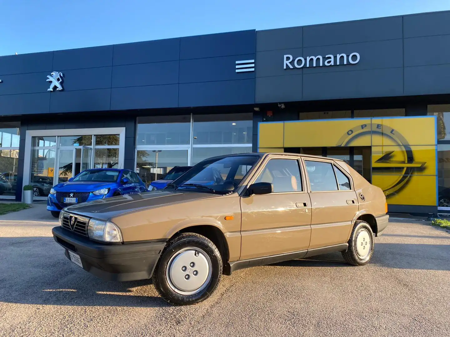 Alfa Romeo 33 1.3 Beige - 1