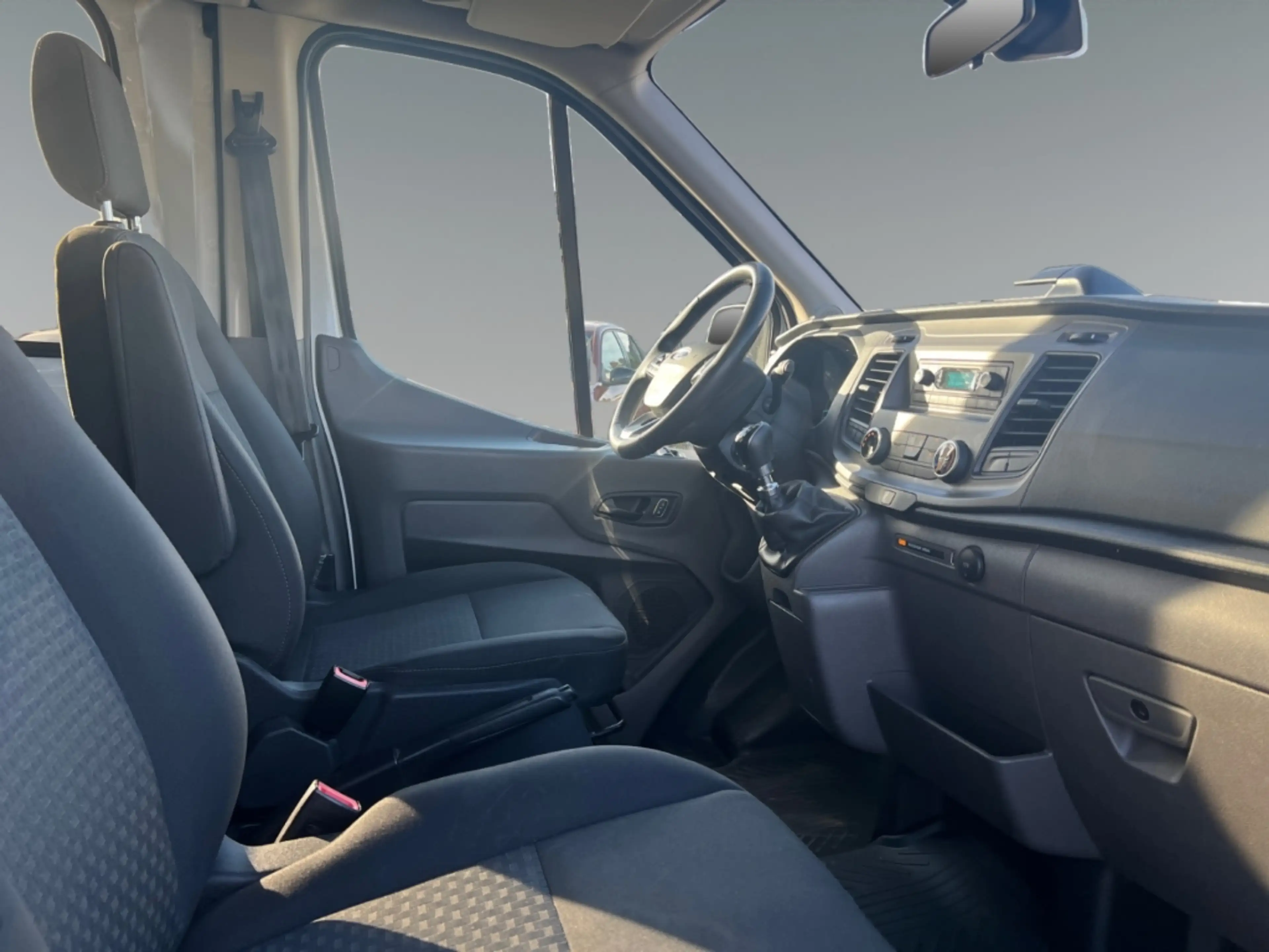 Ford Transit Kombi 330 L3 2x Klima DAB PDCv+h 8 Sitze — photo 7