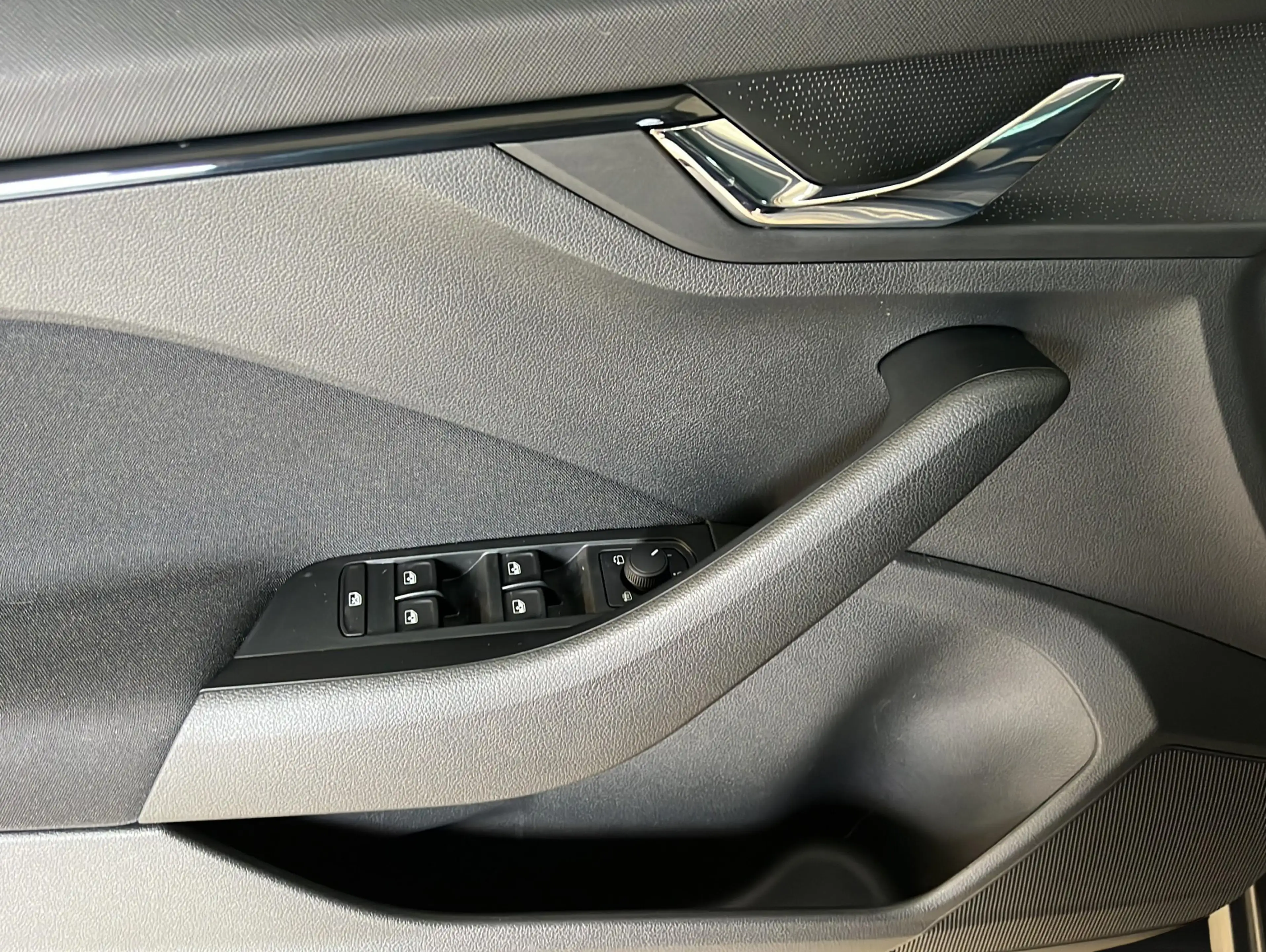 Skoda Kamiq 1.0 TSI DSG Selection*DAB+*beh.Lenkrad — photo 5
