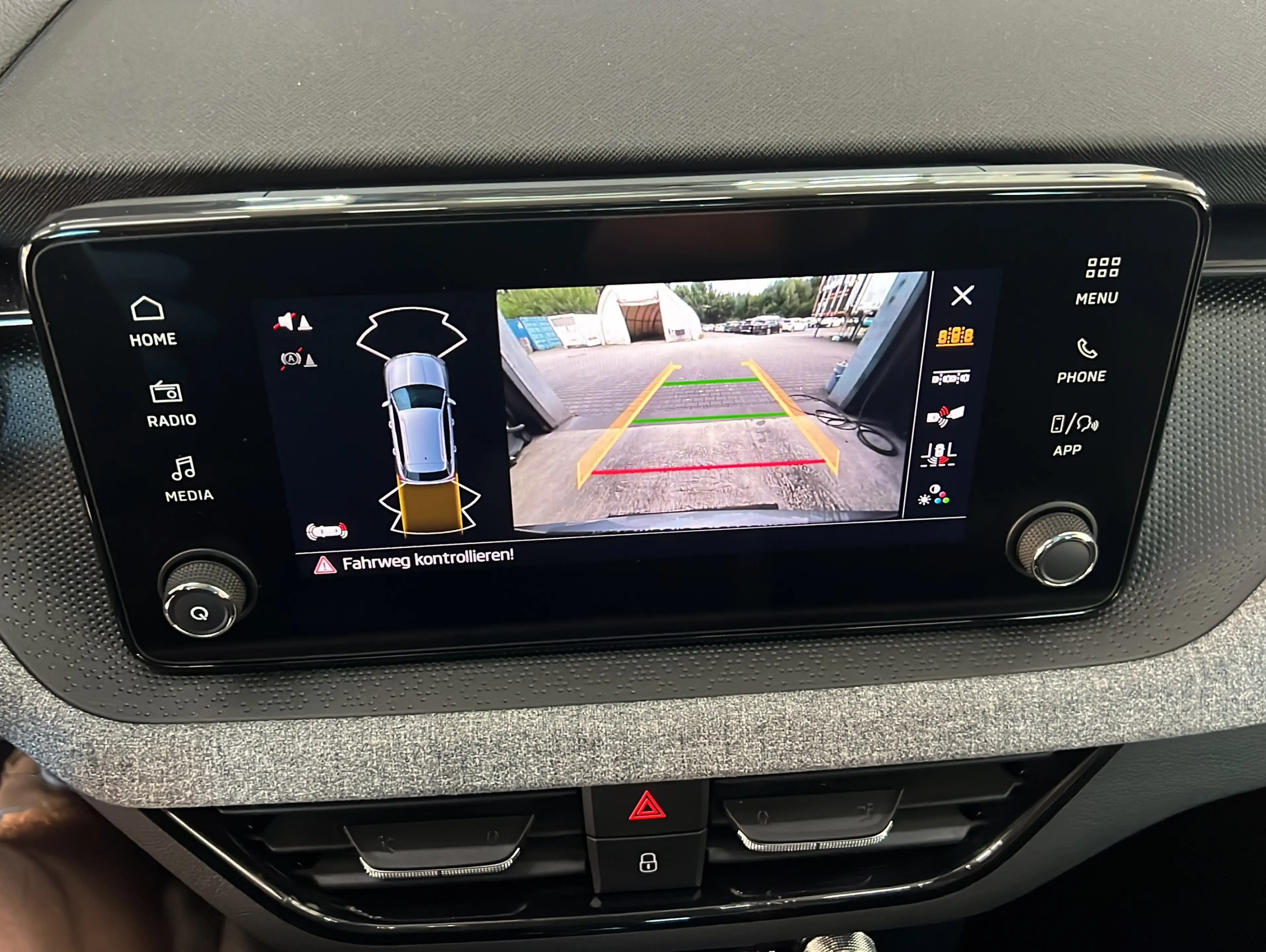Skoda Kamiq 1.0 TSI DSG Selection*DAB+*beh.Lenkrad — photo 10