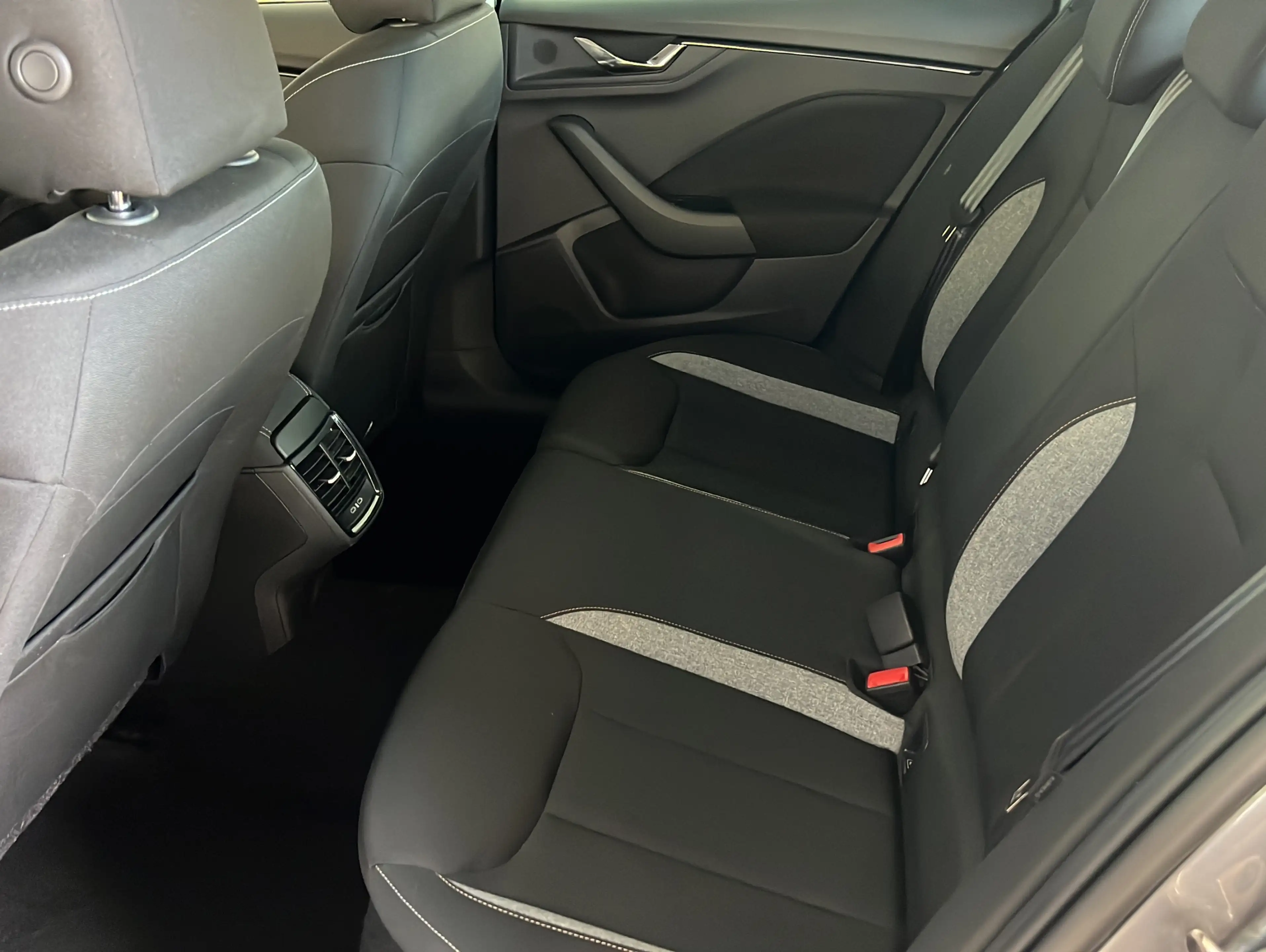 Skoda Kamiq 1.0 TSI DSG Selection*DAB+*beh.Lenkrad — photo 11