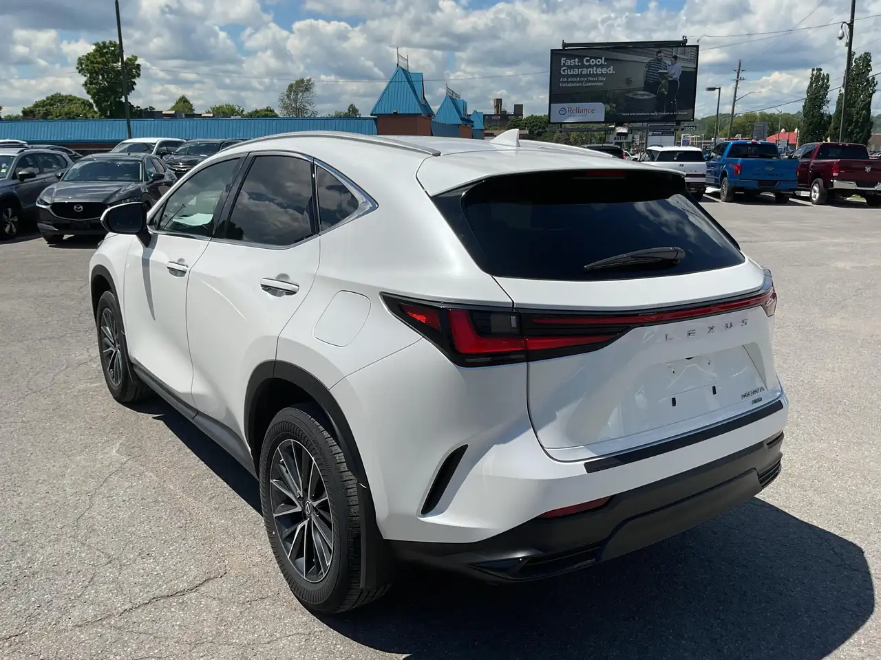 Lexus NX fotografie Lexus NX
