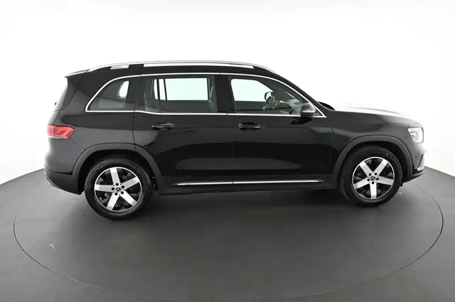 Mercedes-Benz GLB view 6