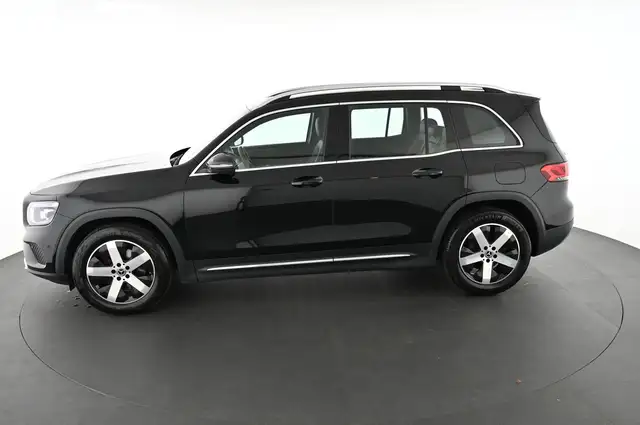 Mercedes-Benz GLB view 5