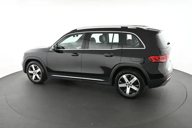 Mercedes-Benz GLB view 7