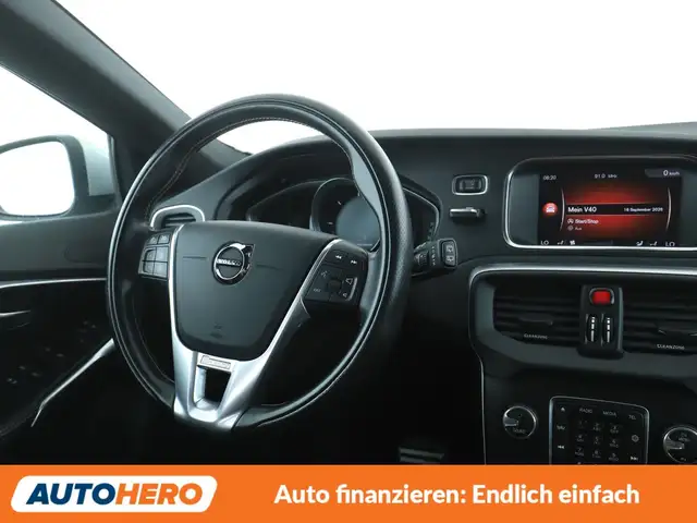 Volvo V40 view 13