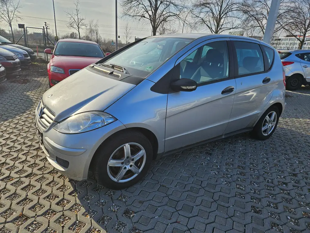 Mercedes-Benz A 170 2005 из Европы — купить под ключ