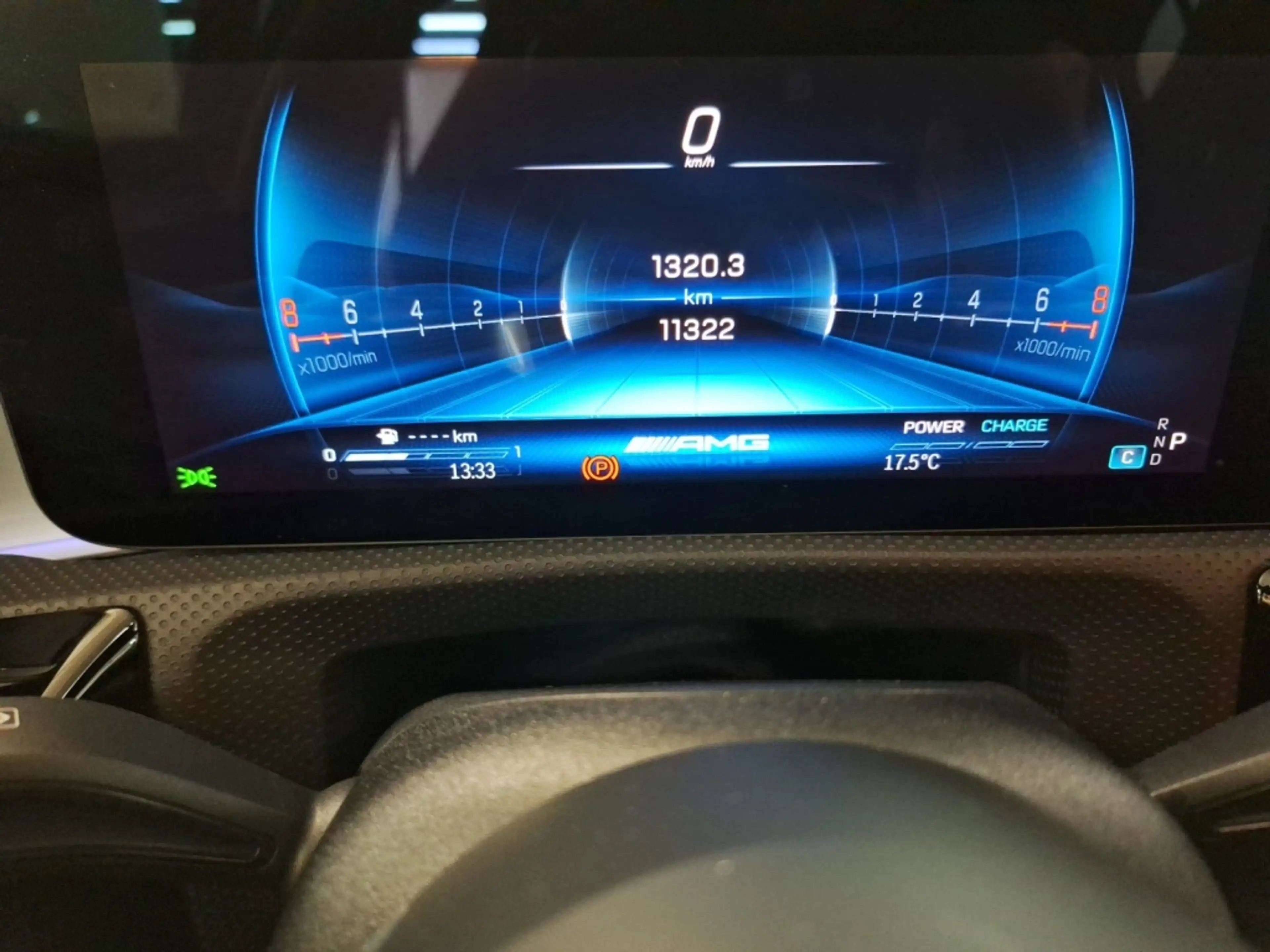 Mercedes-Benz A 35 AMG AMG A 35 4M Pano Multibeam LED 360° Automatik Navi — photo 14