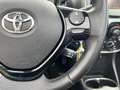 Toyota Aygo 1.0 VVT-i 69pk 5D x-wave Style, Cabrio, Camera, BT Grijs - thumbnail 16